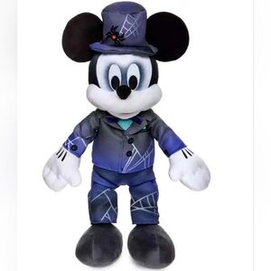 Disney's Haunted Mansion Mickey 2022 NWT